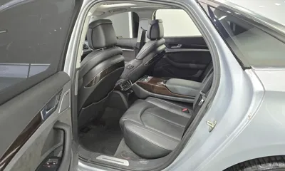 Audi A8 2015, 197867 км, за 9056.06 USD - фото 11