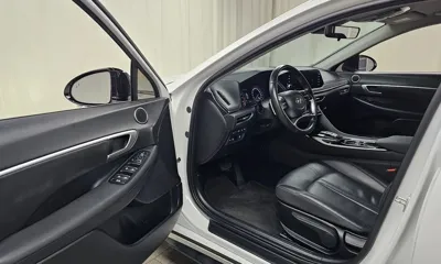 Hyundai Sonata 2022, 98099 км, за 10029.73 USD - фото 10