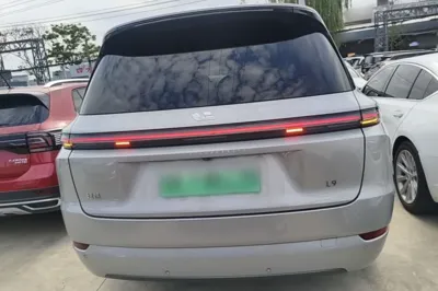 Li Auto L9 2022, 68400 км, за 39330 USD