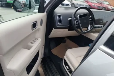 Li Auto L9 2022, 68400 км, за 39330 USD - фото 23