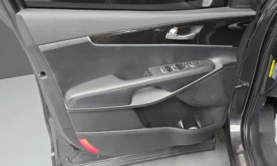 Kia Sorento 2020, 88212 км, за 11907.08 USD - фото 24