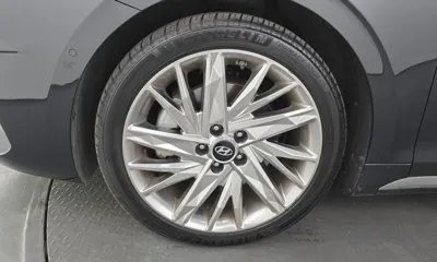 Hyundai Grandeur 2022, 90061 км, за 13811.08 USD