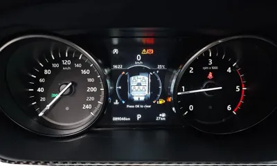 Land Rover Discovery Sport 2018, 89046 км, за 13456.74 USD - фото 8