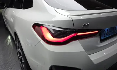 BMW i4 2024, 31801 км, за 33550.51 USD - фото 23