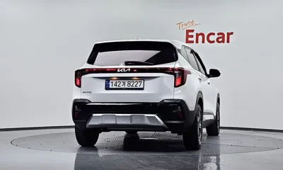 Kia Seltos 2023, 13055 км, за 14788.28 USD