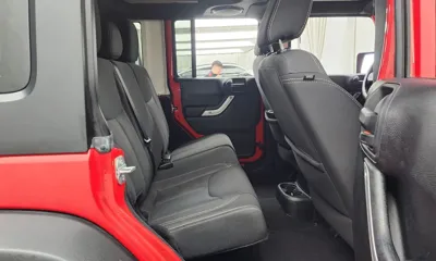 Jeep Wrangler 2016, 81238 км, за 13986.48 USD - фото 11