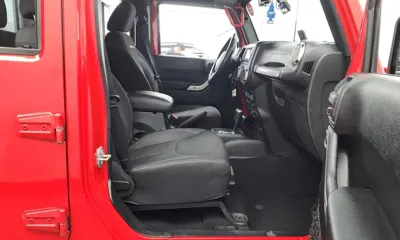 Jeep Wrangler 2016, 81238 км, за 13986.48 USD - фото 12