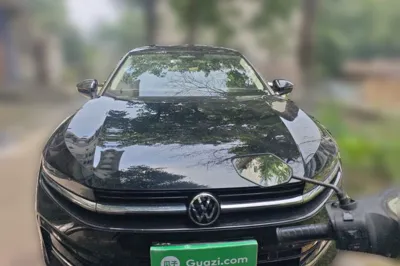 Volkswagen Magotan 2024, 15700 км, за 24987 USD
