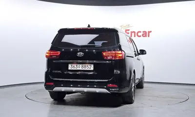 Kia Canival 2019, 106668 км, за 7670.8 USD