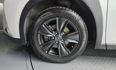 Lexus UX 2021, 105847 км, за 18314.3 USD