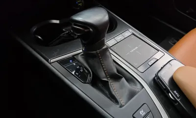 Lexus UX 2021, 105847 км, за 18314.3 USD - фото 9