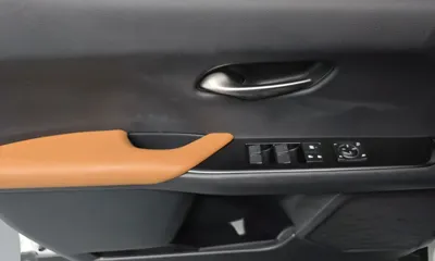 Lexus UX 2021, 105847 км, за 18314.3 USD - фото 24