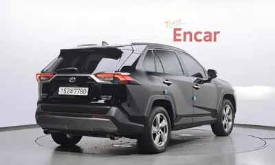 Toyota RAV4 2021, 90922 км, за 23975.29 USD
