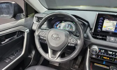 Toyota RAV4 2021, 90922 км, за 23975.29 USD - фото 13