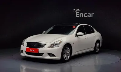 Infiniti G · 2011 год