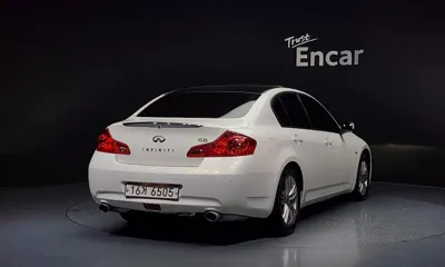 Infiniti G 2011, 126759 км, за 2119.2 USD