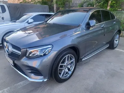 Mercedes-Benz GLC-Class 2018, 119400 км, за 16856.17 USD