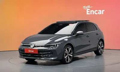 Volkswagen Golf · 2026 год