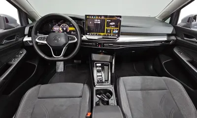 Volkswagen Golf 2026, 4394 км, за 21878.69 USD - фото 7