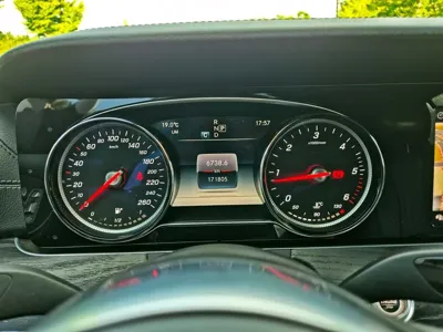 Mercedes-Benz E-Class 2019, 171805 км, за 13976.46 USD - фото 9