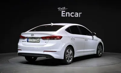 Hyundai Avante 2018, 154383 км, за 5103.78 USD