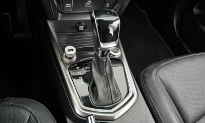 KG_Mobility_Ssangyong TIBOLI 2022, 20153 км, за 10343.49 USD - фото 9