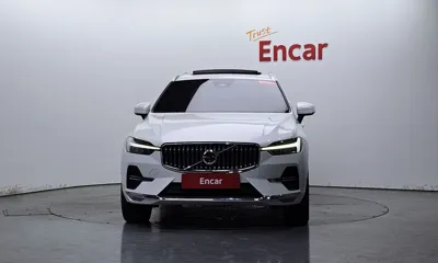 Volvo XC60 2023, 44655 км, за 27696.91 USD