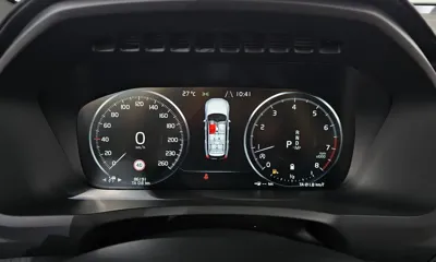 Volvo XC90 2021, 86191 км, за 31723.32 USD - фото 8