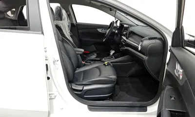 Kia K3 2022, 56048 км, за 9831.52 USD - фото 11