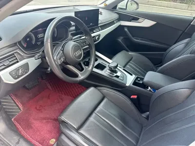 Audi A4L 2022, 60000 км, за 17577.84 USD