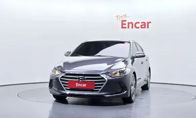 Hyundai Avante 2018, 124748 км, за 6557.7 USD