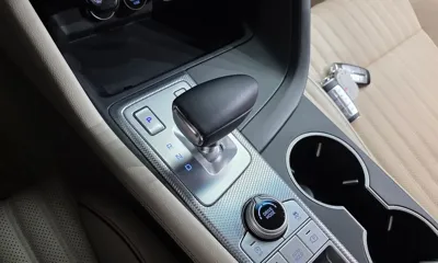 Genesis G70 2022, 63641 км, за 16385.86 USD - фото 9