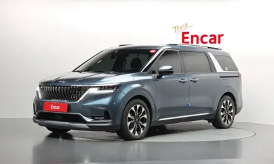 Kia Canival · 2021 год