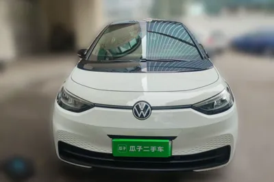 Volkswagen ID.3 2024, 11800 км, за 15451 USD