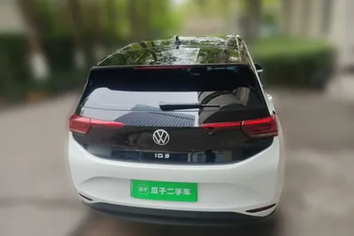 Volkswagen ID.3 2024, 11800 км, за 15451 USD