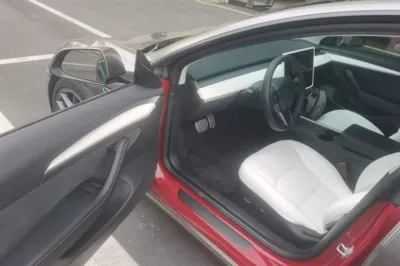 Tesla Model 3 2022, 95500 км, за 28597 USD - фото 23