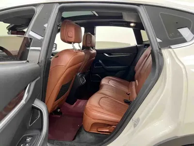 Maserati Levante 2018, 96000 км, за 33842.78 USD - фото 9