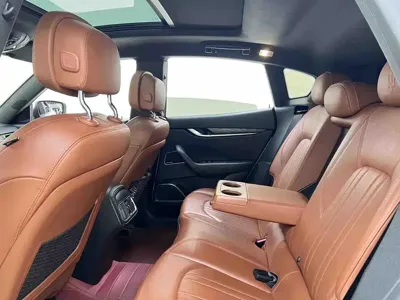 Maserati Levante 2018, 96000 км, за 33842.78 USD - фото 11