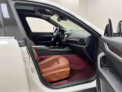 Maserati Levante 2018, 96000 км, за 33842.78 USD - фото 23