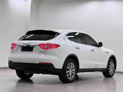 Maserati Levante 2018, 96000 км, за 33842.78 USD - фото 26