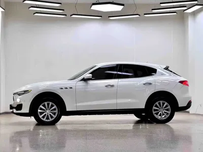 Maserati Levante 2018, 96000 км, за 33842.78 USD - фото 29