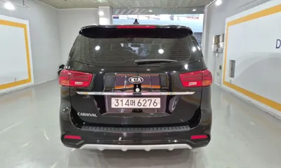 Kia Canival 2019, 183862 км, за 6498.62 USD