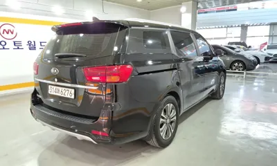 Kia Canival 2019, 183862 км, за 6498.62 USD