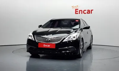 Hyundai Grandeur 2015, 189459 км, за 3501.82 USD