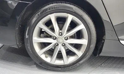Hyundai Grandeur 2015, 189459 км, за 3501.82 USD