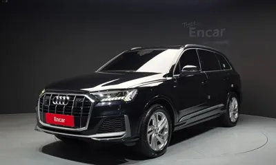 Audi Q7 · 2021 год
