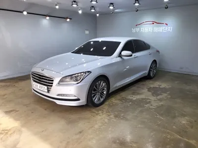 Hyundai Genesis 2014, 109000 км, за 7085.74 USD