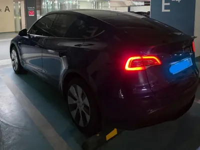 Tesla Model Y 2024, 26980 км, за 26644.97 USD