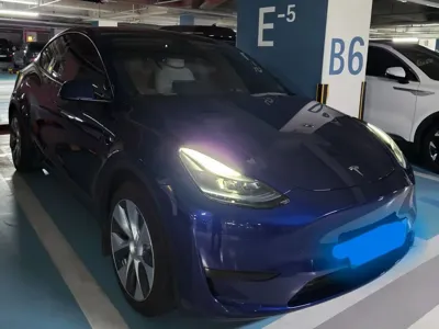 Tesla Model Y 2024, 26980 км, за 26644.97 USD