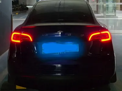 Tesla Model Y 2024, 26980 км, за 26644.97 USD